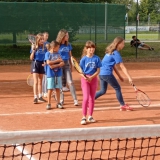 uczestnicy-pikniku-tennisowego