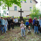 miniatura_wolontariusze-pod-pomnikiem-ofiar-wojny-prusko-austriackiej